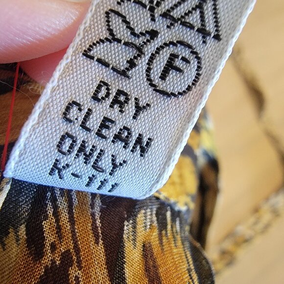 Vintage 100% Silk Animal Print Blouse Size 10 With Matching Scarf Classic - Picture 8 of 13